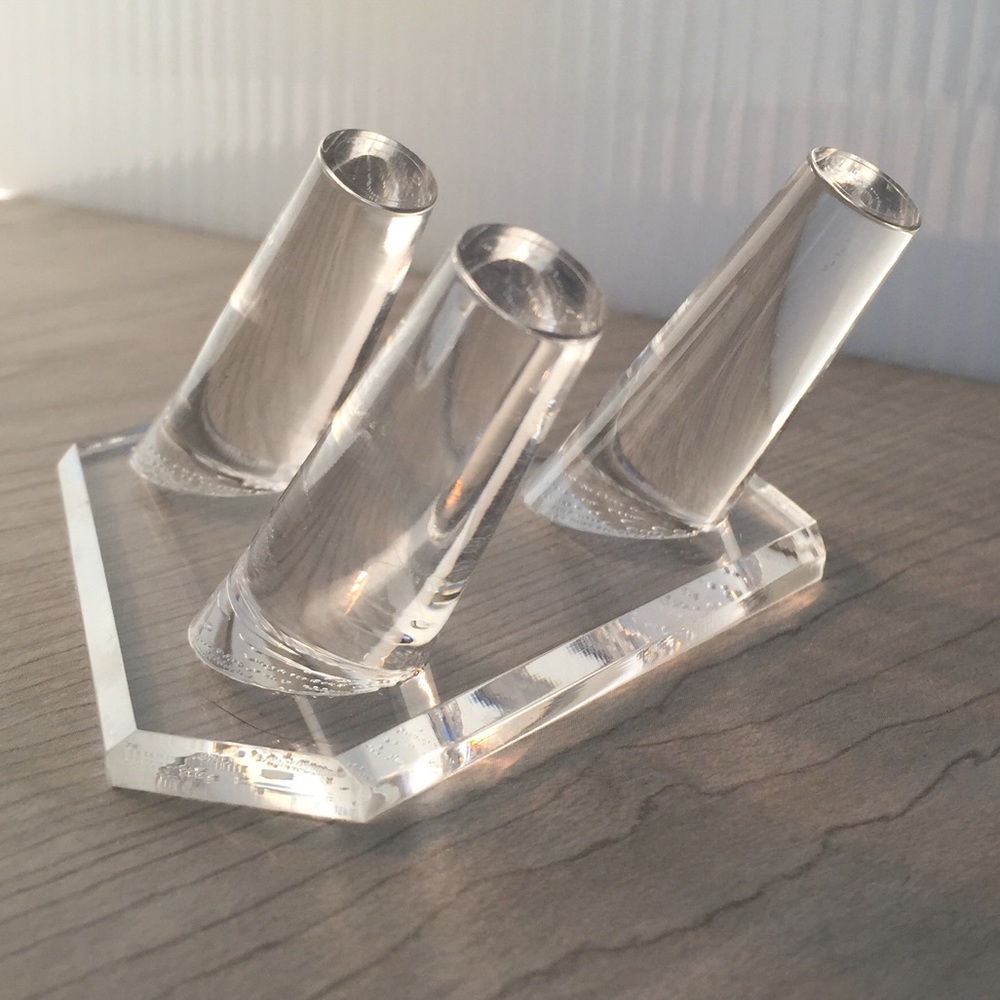 Ring Stand / Holder - Clear Three Ring Display • SOLID professional quality. - Picture 5 of 8